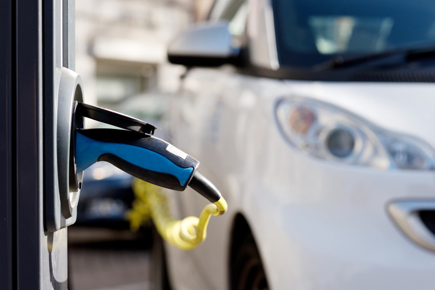 Ventajas del uso de coches eléctricos respecto a los vehículos de combustión